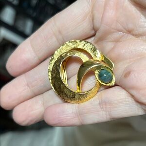 Vintage Lieba Gold Tone and Green Stone Brooch